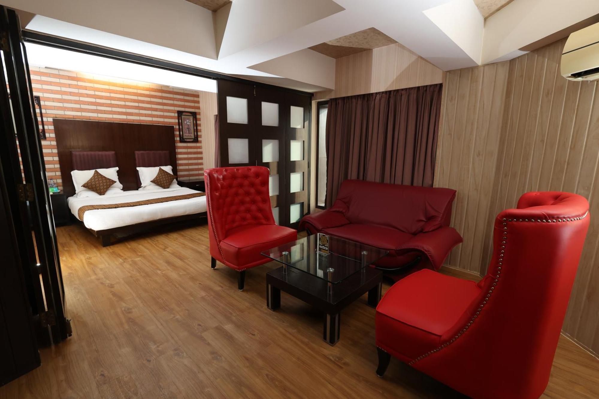 Quaint Suites Hotel & Banquet Mumbai Exterior foto