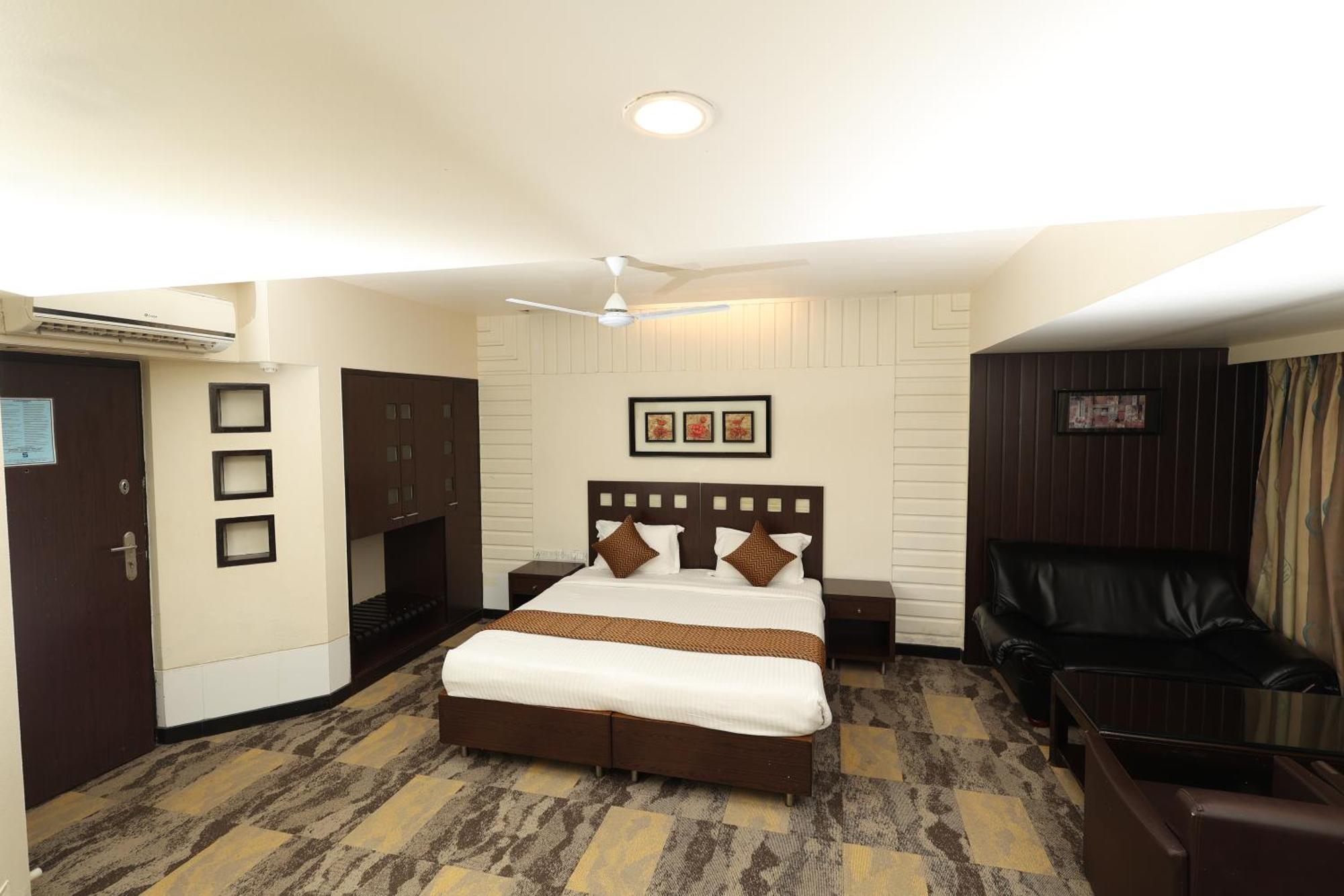 Quaint Suites Hotel & Banquet Mumbai Exterior foto