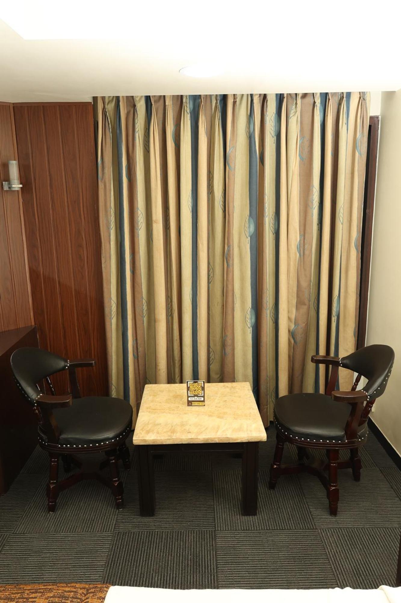 Quaint Suites Hotel & Banquet Mumbai Exterior foto