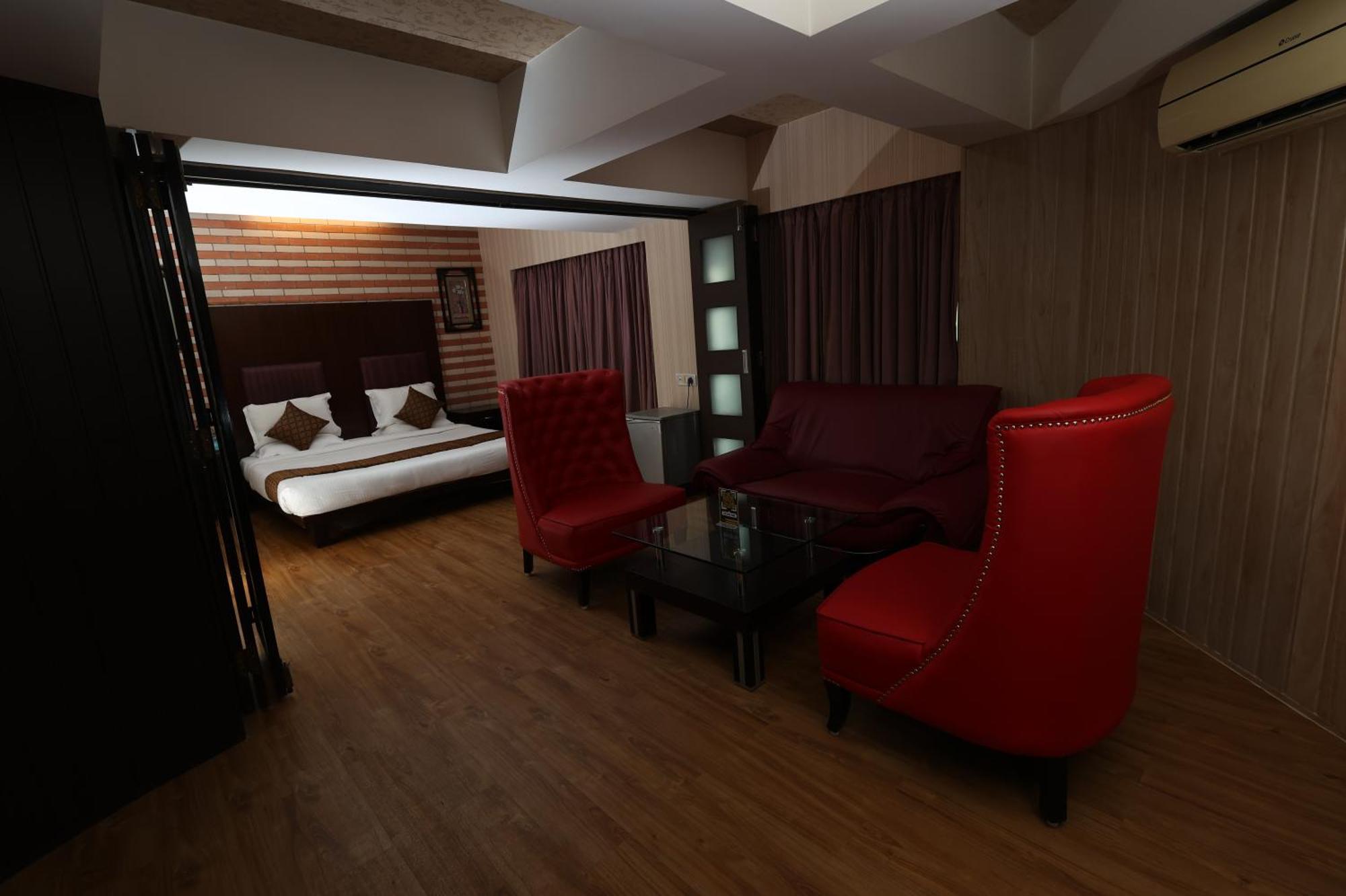 Quaint Suites Hotel & Banquet Mumbai Exterior foto